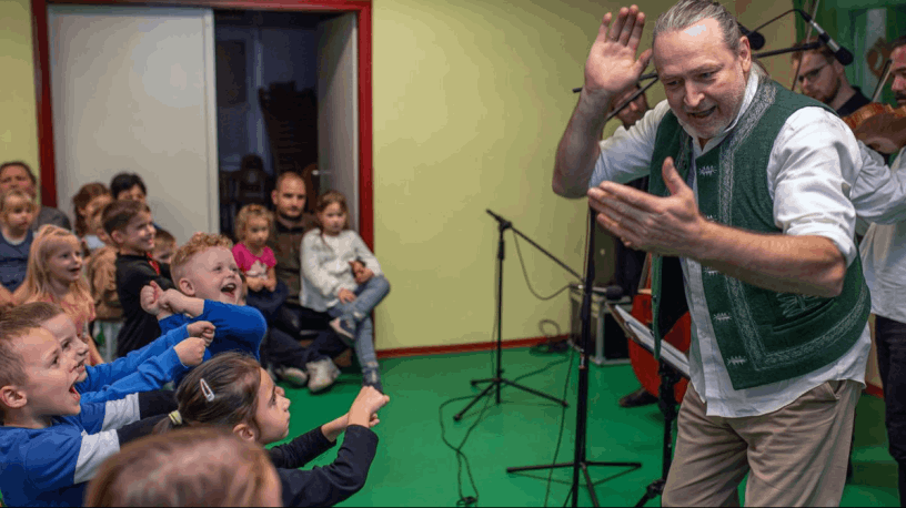 Hetedhét zenekar gyerekműsor