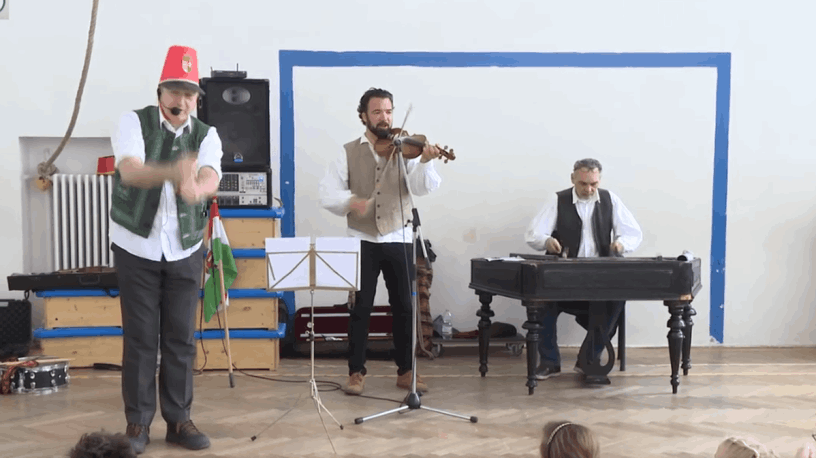 Hetedhét zenekar gyerekműsor